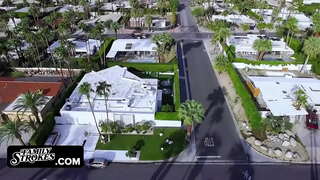 Ů�美的小可爱使继父感到特别为父亲的天